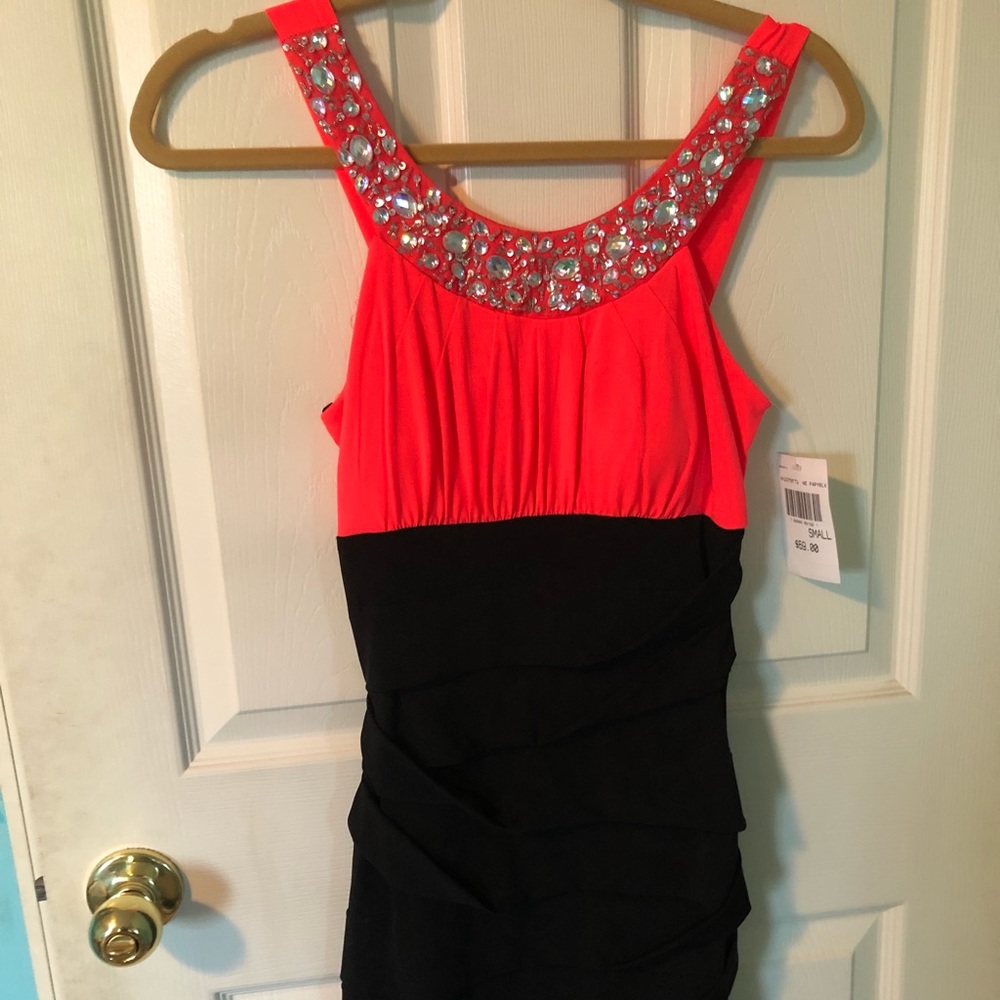 Short dress